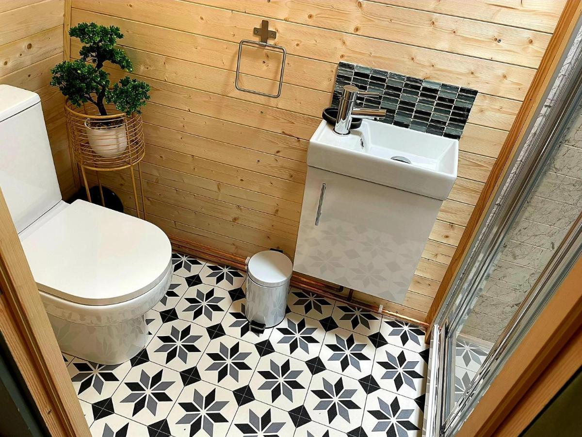 Brackenxcapes Glamping Ξενοδοχείο Newark upon Trent Εξωτερικό φωτογραφία